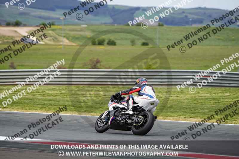 cadwell no limits trackday;cadwell park;cadwell park photographs;cadwell trackday photographs;enduro digital images;event digital images;eventdigitalimages;navarra;no limits trackdays;peter wileman photography;racing digital images;trackday digital images;trackday photos